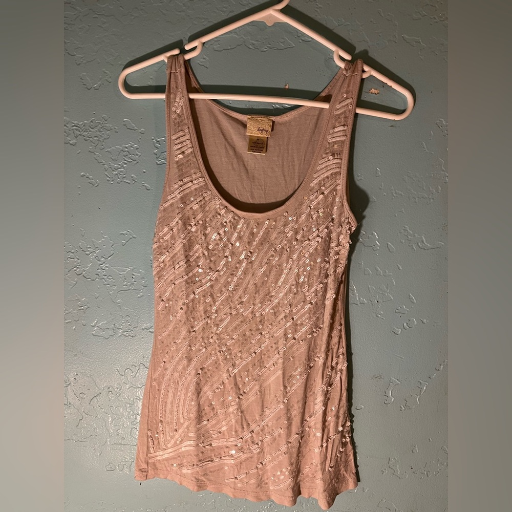Daytrip gray sequin tank top